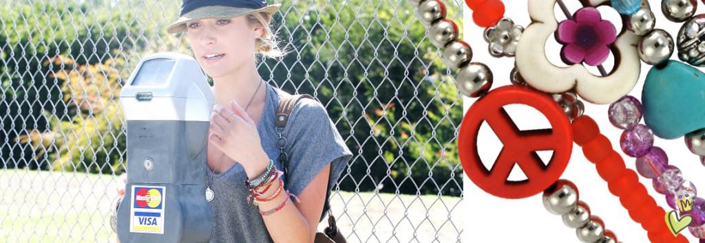 "CSI : New York" Star Kristin Cavallari mit bunten Strech-Armbändern auf dem Weg zu George Hair Salon in Hollywood. Ihre lässiges Outfit bestehend aus over-size T-Shirt und klassischem Hut kombiniert Sie mit einem farbenfrohen Armband. © Image Bullspress